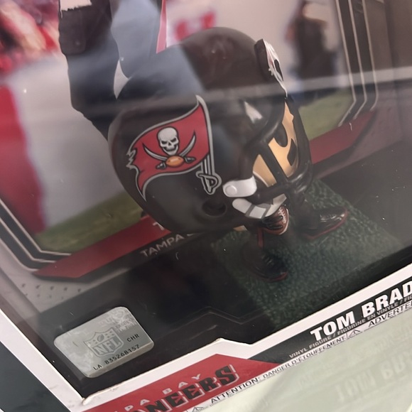 Tom Brady Tampa Bay Pop! trading cards Panini Prizm Funko Pop. - Picture 8 of 8